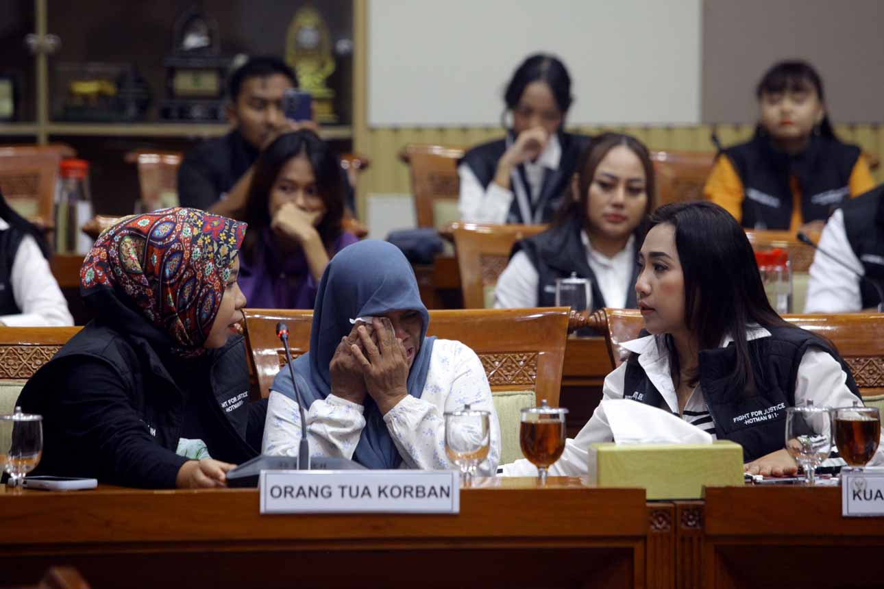 Foto: RDPU Komisi III DPR bahas kasus pembakaran santri di Lombok