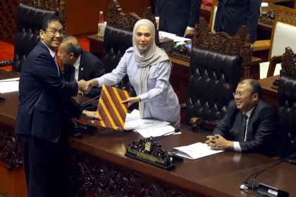 Berita Foto : Tanggapan Pemerintah atas RUU Pertanggungjawaban Pelaksanaan APBN Tahun Anggaran 2025