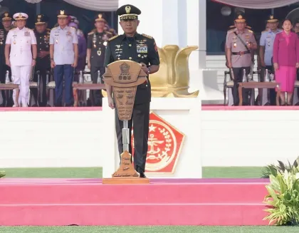 Berita Foto : Panglima TNI Tutup Pendidikan Pertama Akademi TNI Tahun 2026 di Cilangkap.