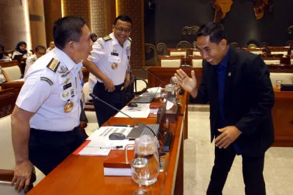Berita Foto : RDP Komisi I DPR dengan Lemhanas, Bakamla, dan BSSN