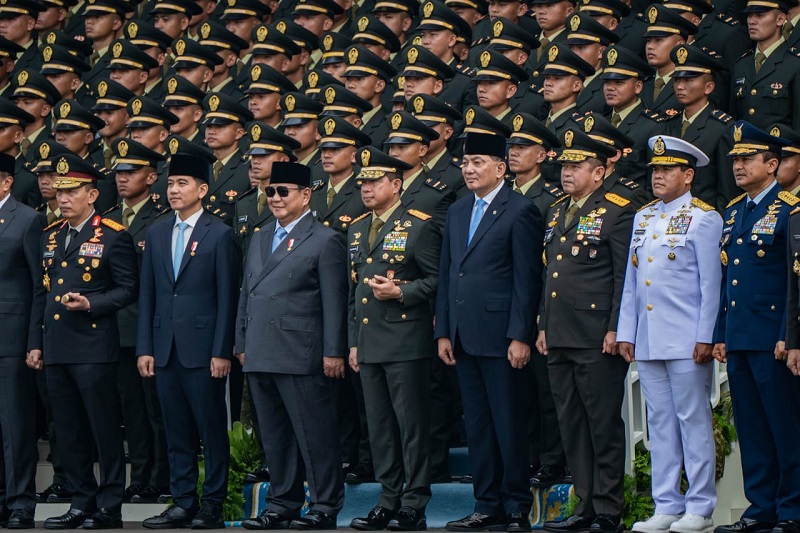 Berita Foto : Panglima TNI Hadiri Upacara Prasetya Perwira (Praspa) TNI dan Polri Tahun 2026 di Istana Negara.