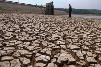 Penurunan Volume Air Waduk Delingan di Karanganyar