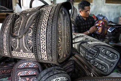 UMKM Tas Suvenir Aceh Bangkit dan Kembali Berproduksi