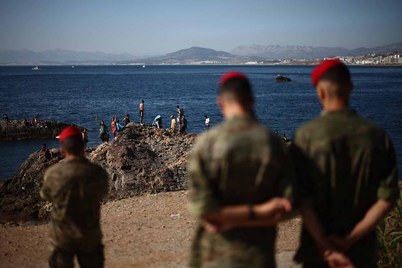 Berita Foto : Ceuta Spanyol Hadapi Gelombang Migran Terbesar dari Maroko