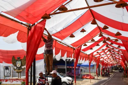 Berita Foto : Lorong Bendera Merah Putih di Tasikmalaya