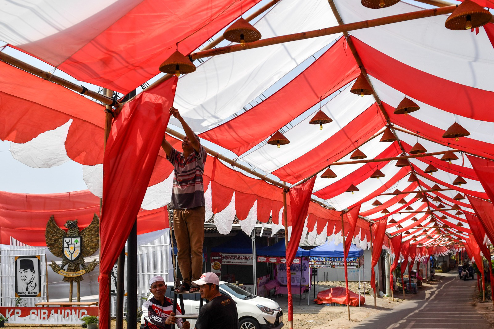 Lorong Bendera Merah Putih di Tasikmalaya
