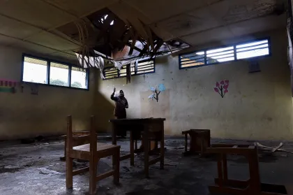 Berita Foto : Sekolah membutuhkan perbaikan di Kerinci