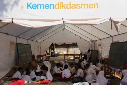 Berita Foto : Revitalisasi bangunan sekolah di Bangkalan