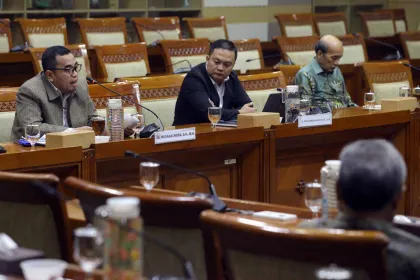 Berita Foto : RDP Komisi III dengan Praktisi Terkait RUU Perampasan Aset