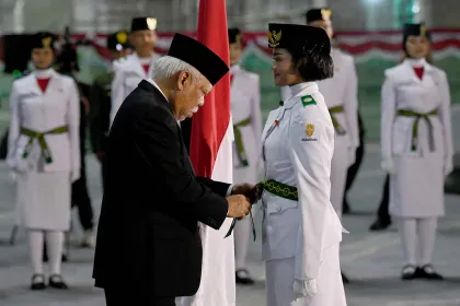 Berita Foto : 75 Paskibraka Dikukuhkan untuk Upacara HUT ke-81 RI di IKN