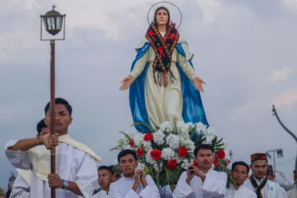 Berita Foto : Prosesi Maria Assumpta Nusantara