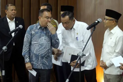 Berita Foto : DPR dan Pemerintah Bahas RUU Sisdiknas