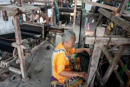Berita Foto : Tenun Goyor Hadapi Tantangan Regenerasi Penenun