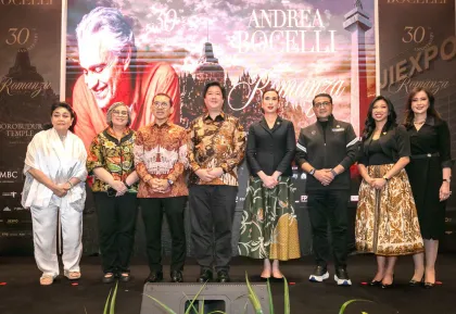 Berita Foto : Bank SMBC Indonesia Hadirkan Musisi Kelas Dunia Andrea Bocelli