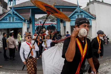 Berita Foto : Kirab Gamelan Sekaten di Solo
