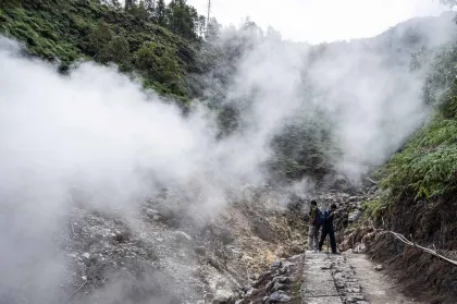 Berita Foto : Kementerian ESDM Izinkan PLN Kembangkan Panas Bumi Gunung Ungaran Jadi PLTP, Perkuat Energi Bersih Nasional