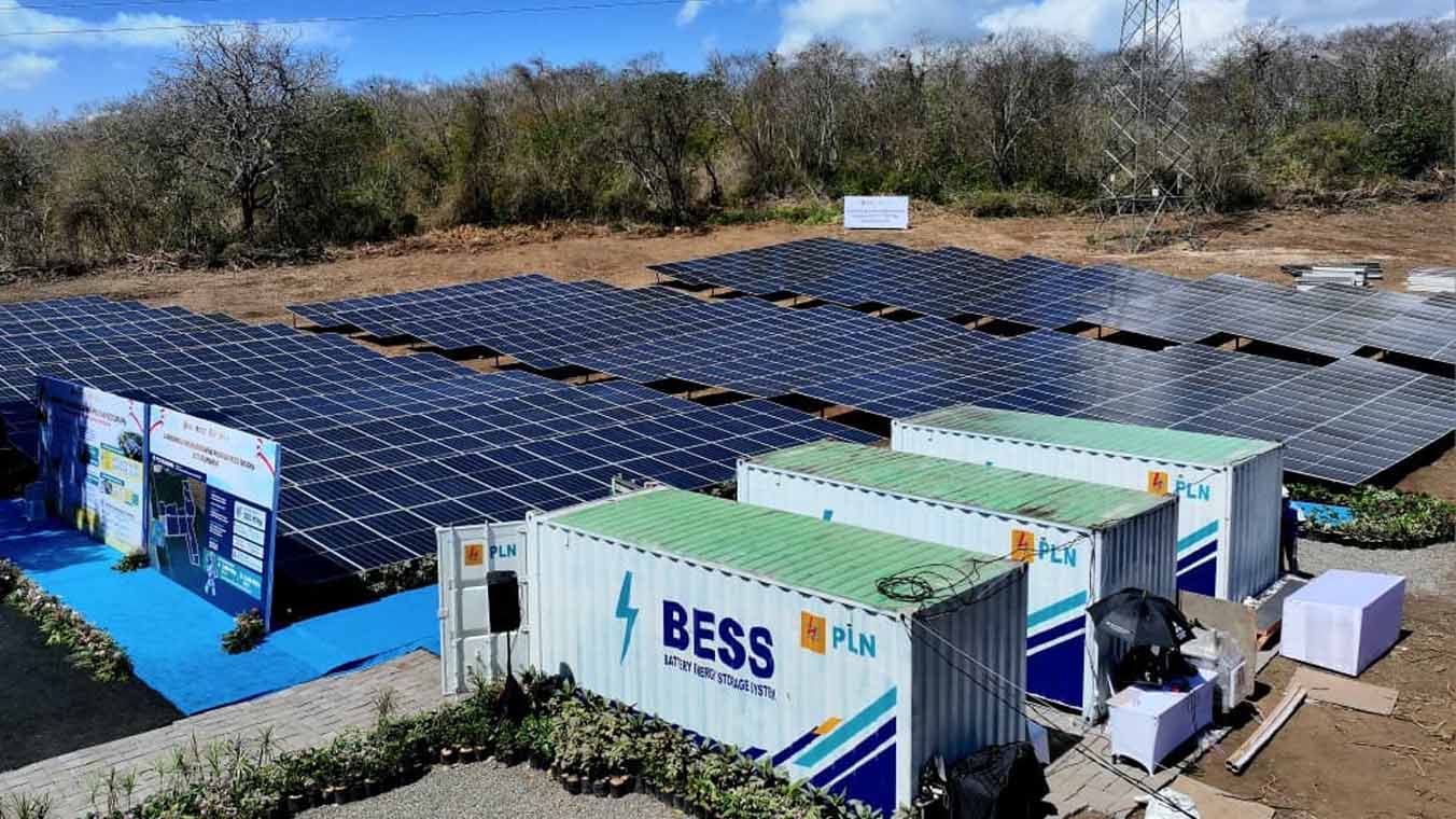 Berita Foto : PLTS 100 GWp Ditargetkan Rampung Tiga Tahun untuk Perkuat Kemandirian dan Ketahanan Energi Nasional