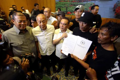 Berita Foto : Pimpinan DPR menerima audiensi AMPB