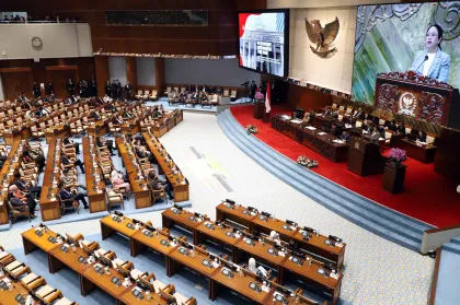 Berita Foto : DPR Gelar Rapat Paripurna Khusus Peringatan HUT ke-81