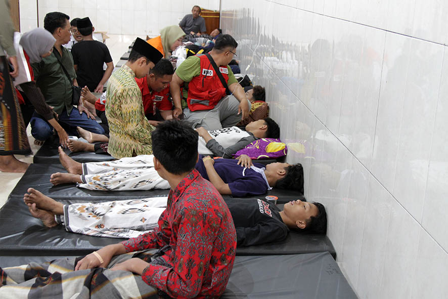 Foto: Santri Korban Keracunan Makanan