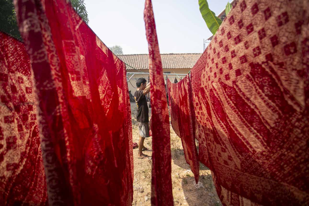 Foto: Biogas Kotoran Sapi Jadi Sumber Energi Perajin Batik di Desa