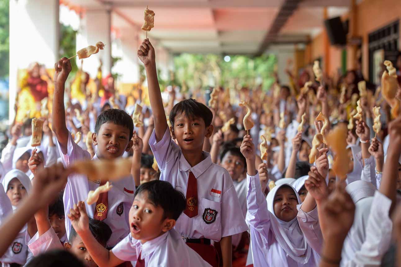 Foto: Edukasi Gizi Sejak Dini, Gerakan Memasyarakatkan Makan Ikan Digelar di Sekolah