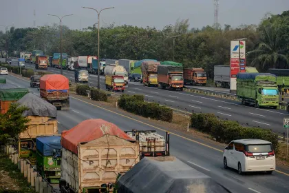 Berita Foto : Konsumsi BBM Solar Bersubsidi Mengalami Peningkatan