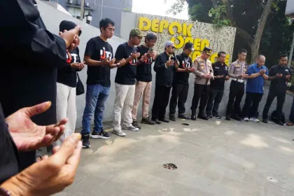 Doa Bersama Digelar untuk Keselamatan Jurnalis di Anak Krakatau