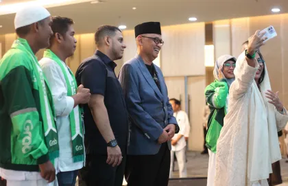 Apresiasi Dedikasi Mitra, Grab Berangkatkan 105 Pengemudi ke Tanah Suci