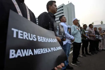  Gelar Doa Bersama, KWP Masih Berharap 5 Jurnalis dan 3 ABK Bisa Diketemukan