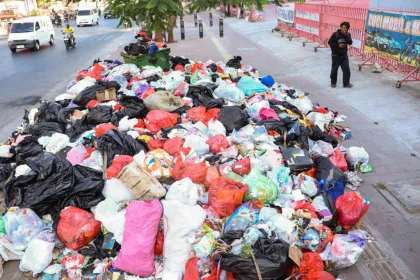 Penumpukan sampah di Kabupaten Gowa
