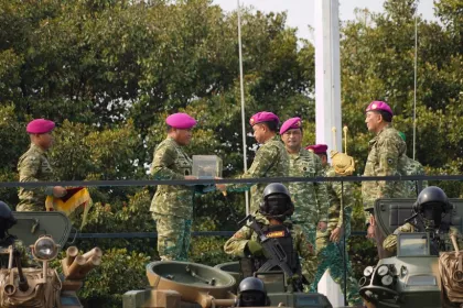 Modernisasi Alutsista Marinir, Panglima TNI Serahkan Ranpur AAV M-35 Kepada TNI Angkatan Laut.