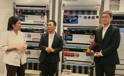Empat Penghargaan Diraih, L...