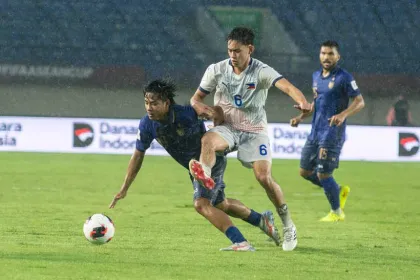 Berita Foto : Thailand Takluk, Filipina Raih Kemenangan di FIFA ASEAN Cup