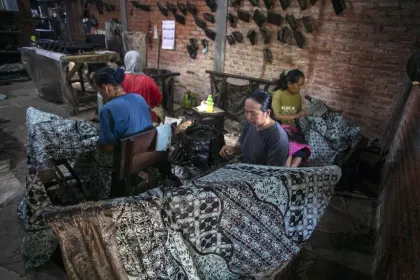 Kemenperin Catat Ekspor Batik Indonesia Turun pada Triwulan II 2026