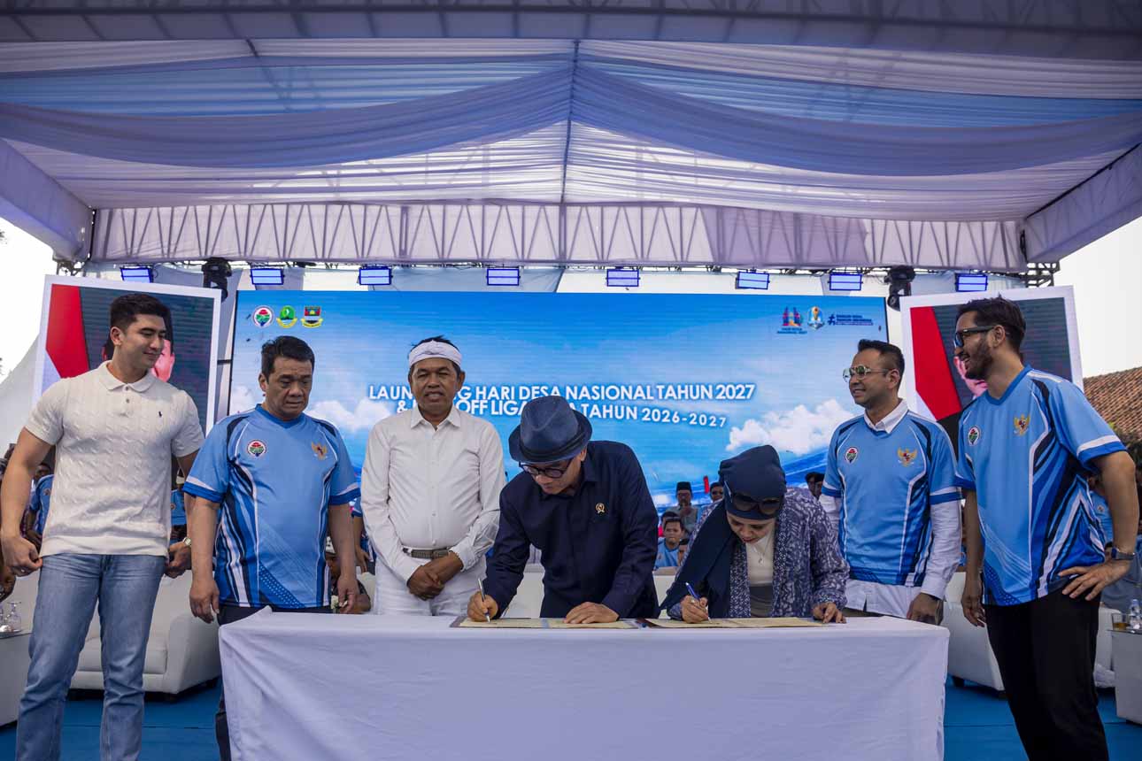 Berita Foto : Kemendes PDT Resmi Luncurkan Hari Desa Nasional 2027, Puncak Acara Digelar di Mojokerto