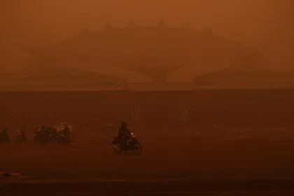 Penerbangan di Bandara Tjilik Riwut Terhenti akibat Kabut Asap