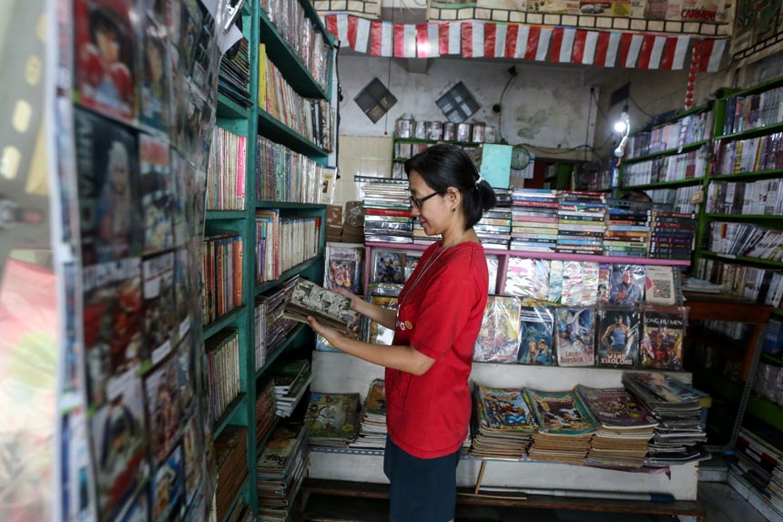 Berita Foto : Pertahankan Budaya Membaca, Persewaan Komik di Solo Jadi Alternatif Hiburan Non-Digital