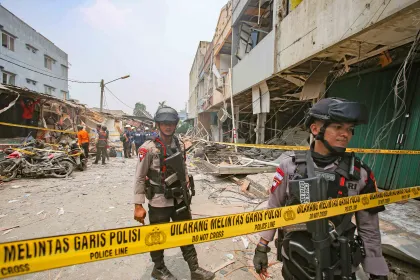 Berita Foto : Olah TKP Ledakan