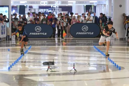 Berita Foto : Ajang Kejuaraan Inline Freestyle Jakarta