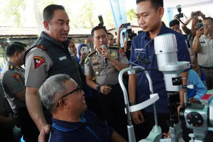 Bakti kesehatan Polri di Polres Jombang