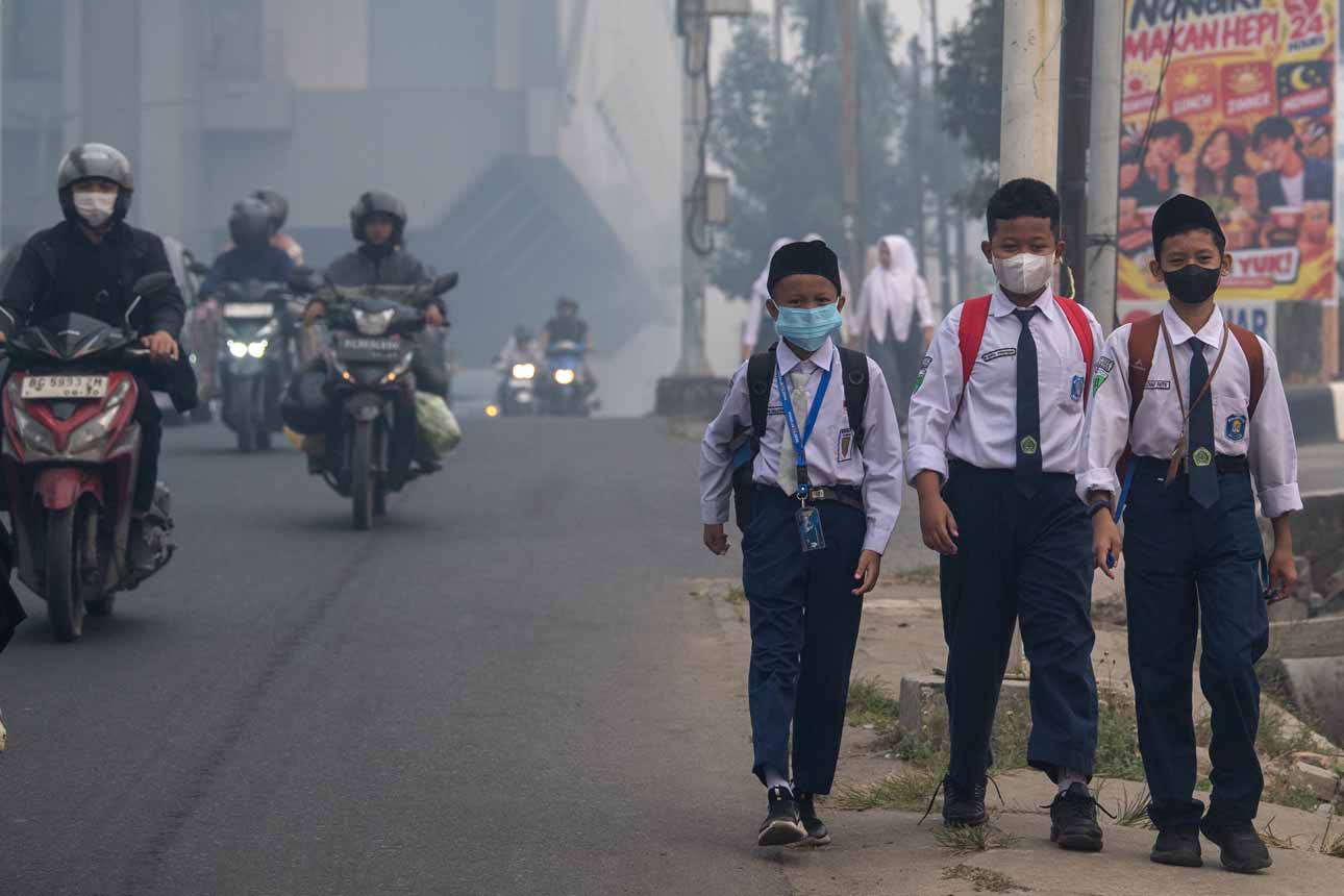 Berita Foto : Kualitas Udara Palembang Masuk Kategori Berbahaya