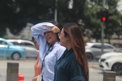 Meski Langit Mendung, Suhu Jakarta Capai 26-35 Derajat Celsius