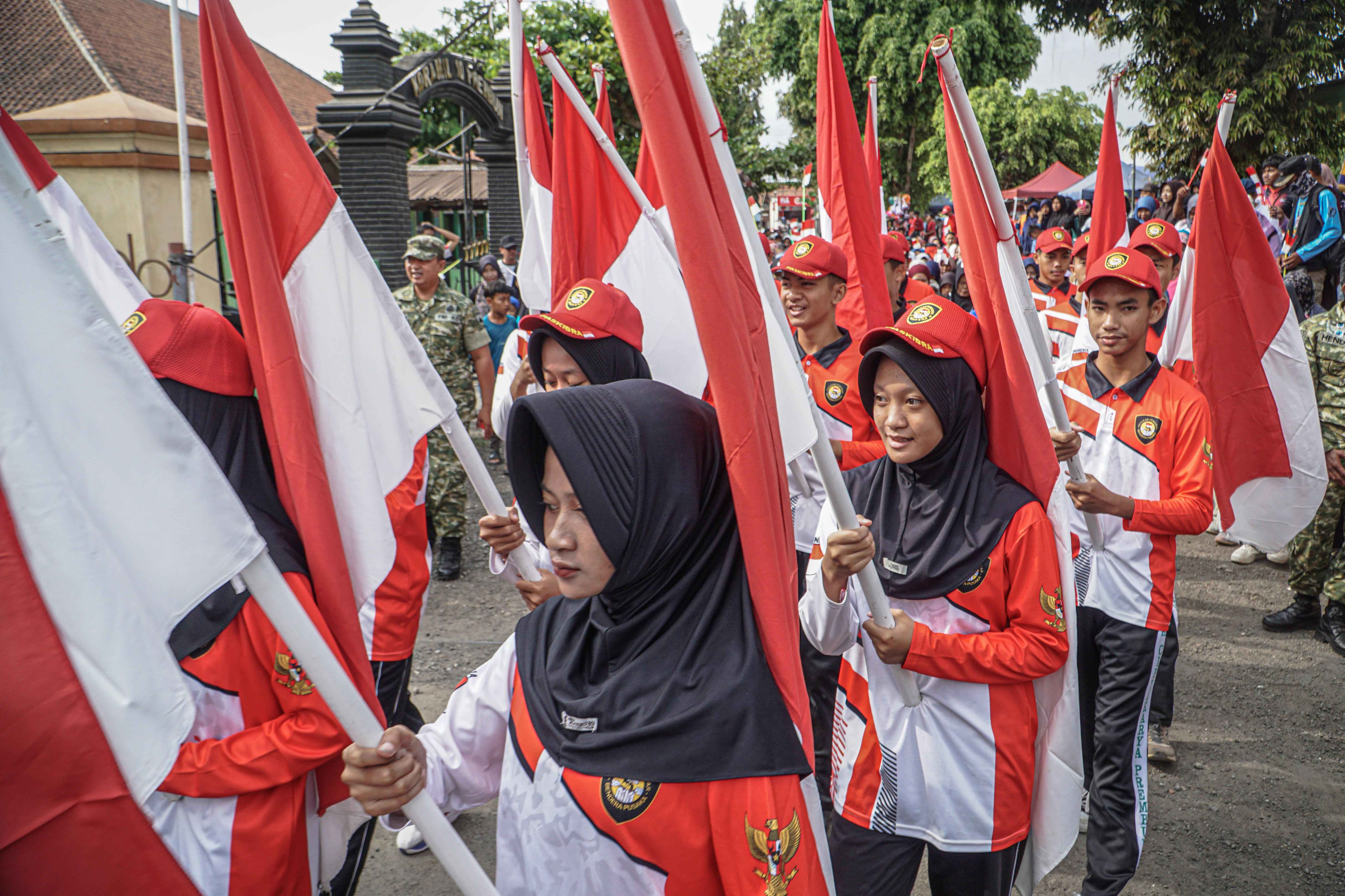 Jalan sehat sambut peringatan Sumpah Pemuda