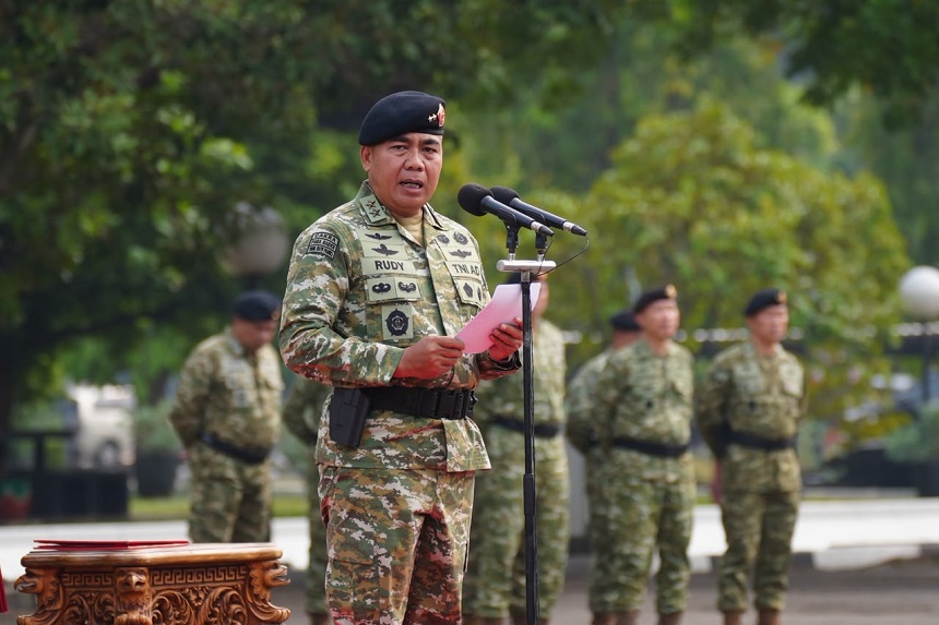 Foto: Mabes TNI Gelar Upacara Sumpah Pemuda ke-98, Teguhkan Semangat Persatuan Bangsa.