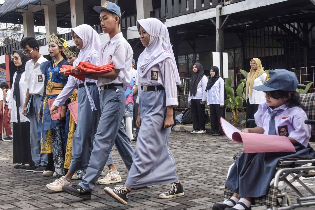 Foto: Penuh Semangat, Penyandang Disabilitas di Tasikmalaya Peringati Sumpah Pemuda