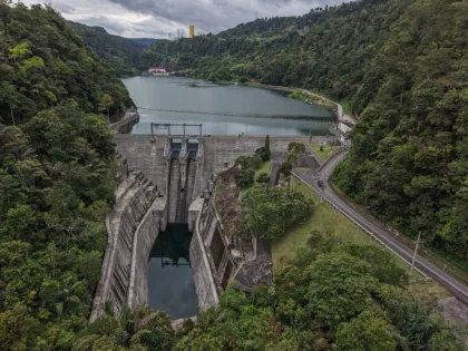 Berita Foto : PLTA Siguragura di Kabupaten Toba