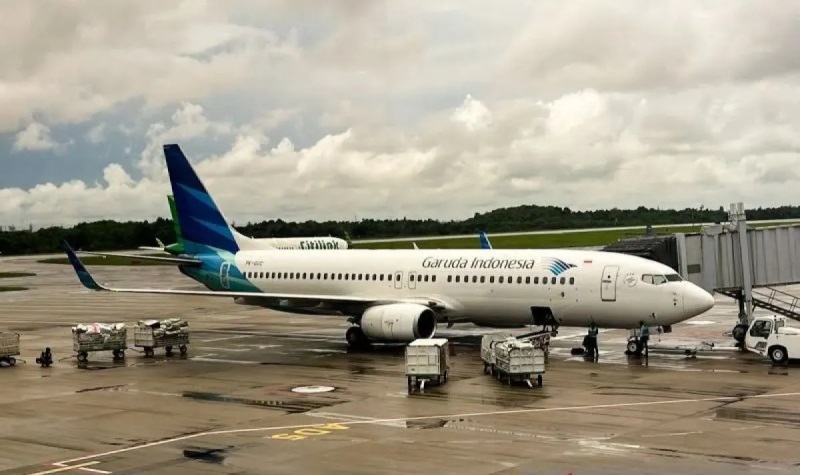 Komnas Meminta Perokok Elektrik di Penerbangan Garuda Masuk Daftar Hitam