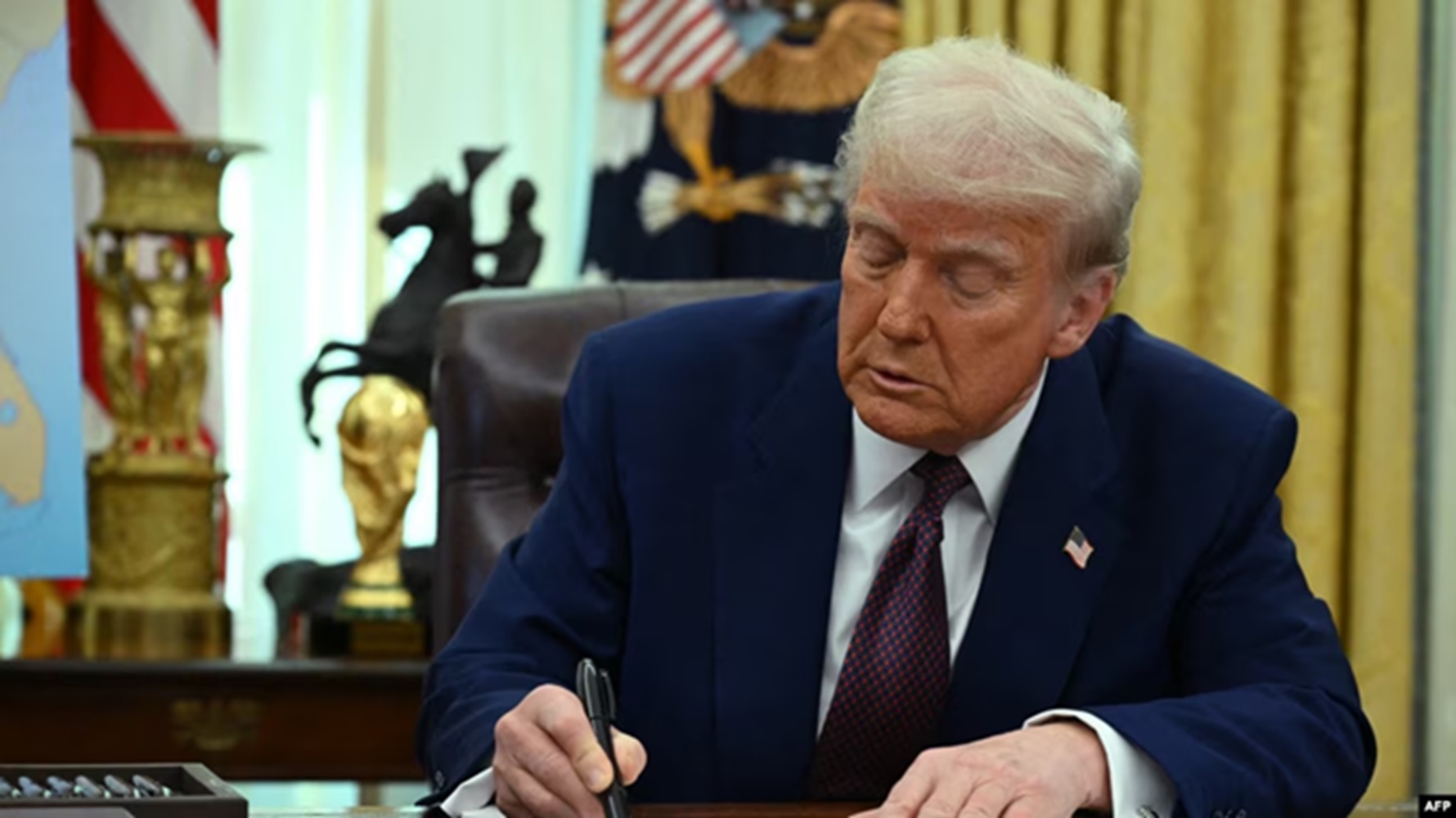 Tiongkok Tolak Tawaran Trump Soal Keringanan Tarif dan TikTok