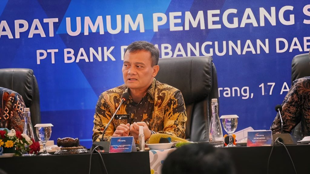 Gubernur Ahmad Luthfi Dorong Bank Jateng Lebih Proaktif Dongkrak PAD dan Permudah Kredit UMKM